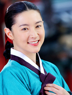 �̿��־� ����