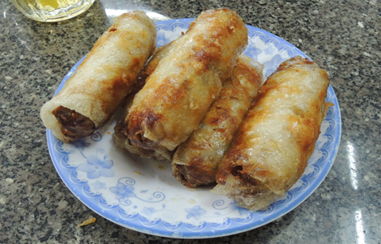 Ի Ƣ踸 (spring roll).