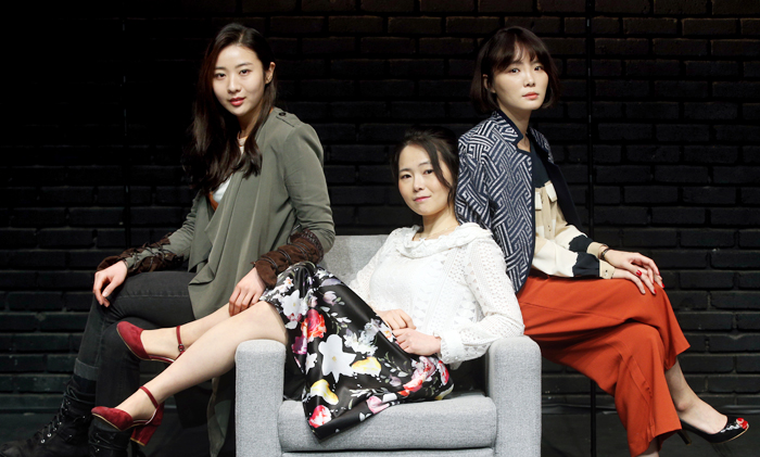 ���� ���� ���� ����. ���ʺ��� ����(�Ƹ��׹̽�), ������(�����ε���), �Ѽ���(���).