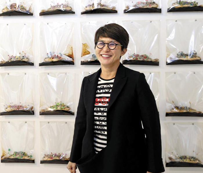 �輱������ ��Ʈ���缾�� ������ �� ���� ó�� ���� ���á���ƿ ���������� ��ġ�� �۰� �̺��� ��ǰ������� ��ä���տ� ����. 