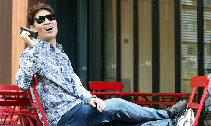 �Ҹ��� ������ �����ϴ� �ϸ��ī ������ ���������� ���� �����ϴ� �������� �豸��. �������ʿ��� ������ũ�� ������ ���ʿ��� �޴� �Ҹ��� ���δ� �����ϰ� ���δ� ������ ���Ŀ�. �׷��� �״Ͻ��� Ź��, �����ϱ��� ��Ʈ�� ���� ���� ���鼭 �ϴ� ���� ������� ���ƿ�.��