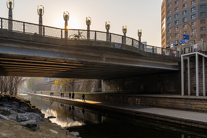 ������ �̾߱Ⱑ �����ִ� û��õ ������