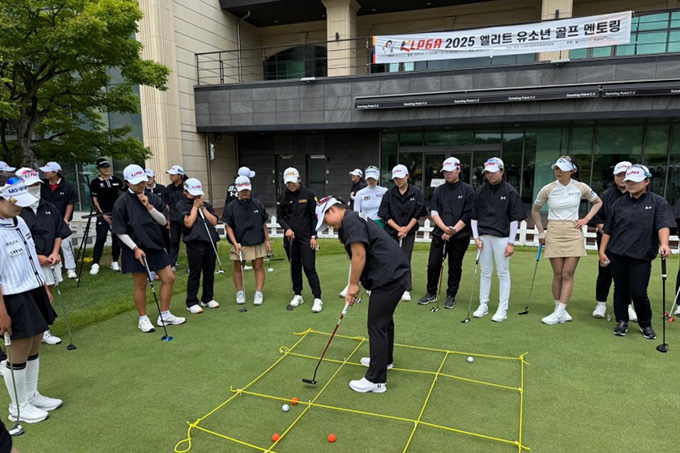KLPGA, ����Ʈ ���ҳ� ���� ���丵 ����./ ������ó=KLPGA